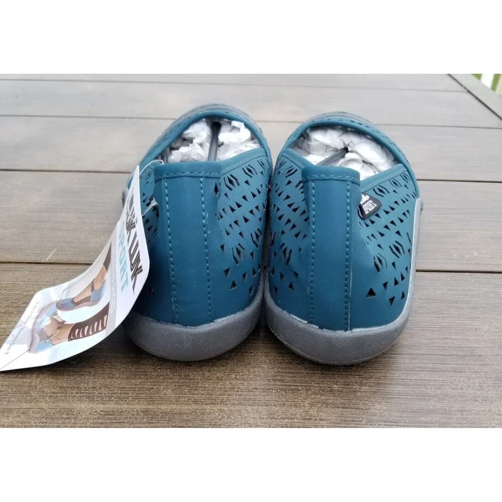 NWT Muk Luks Sport Women Sandy Sport Shoe Turquoise Sandal Size 9 Style 120010